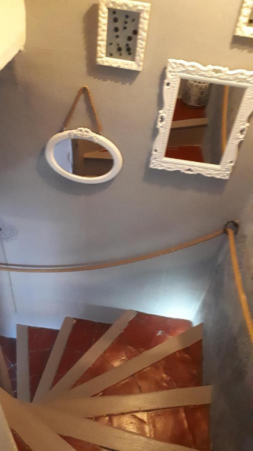 Les Mirabelles Chambres D'Hotes Систерон Екстериор снимка